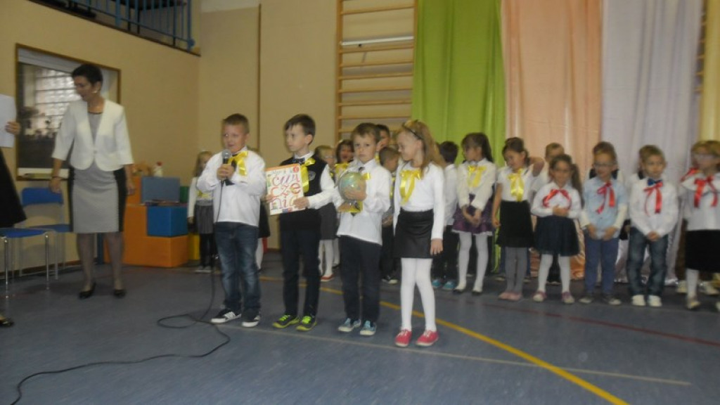 Wczoraj przedszkolaki - dzisiaj już pierwszaki