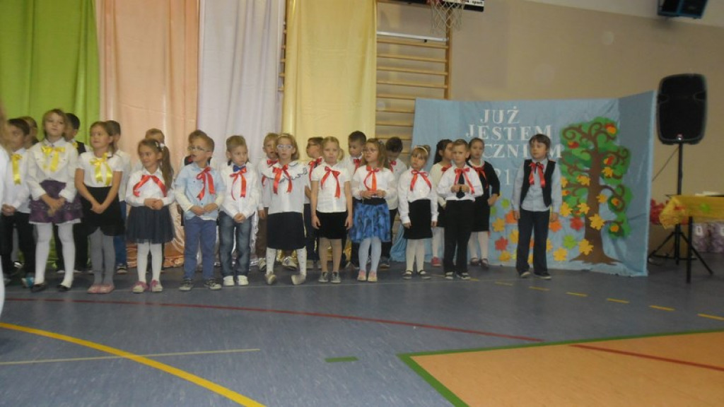 Wczoraj przedszkolaki - dzisiaj już pierwszaki