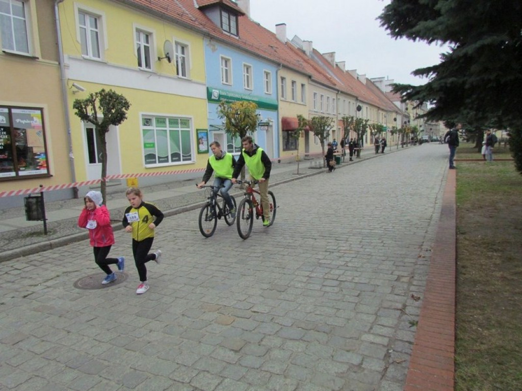 Biegali w Lewinie Brzeskim w ramach III edycji akcji 