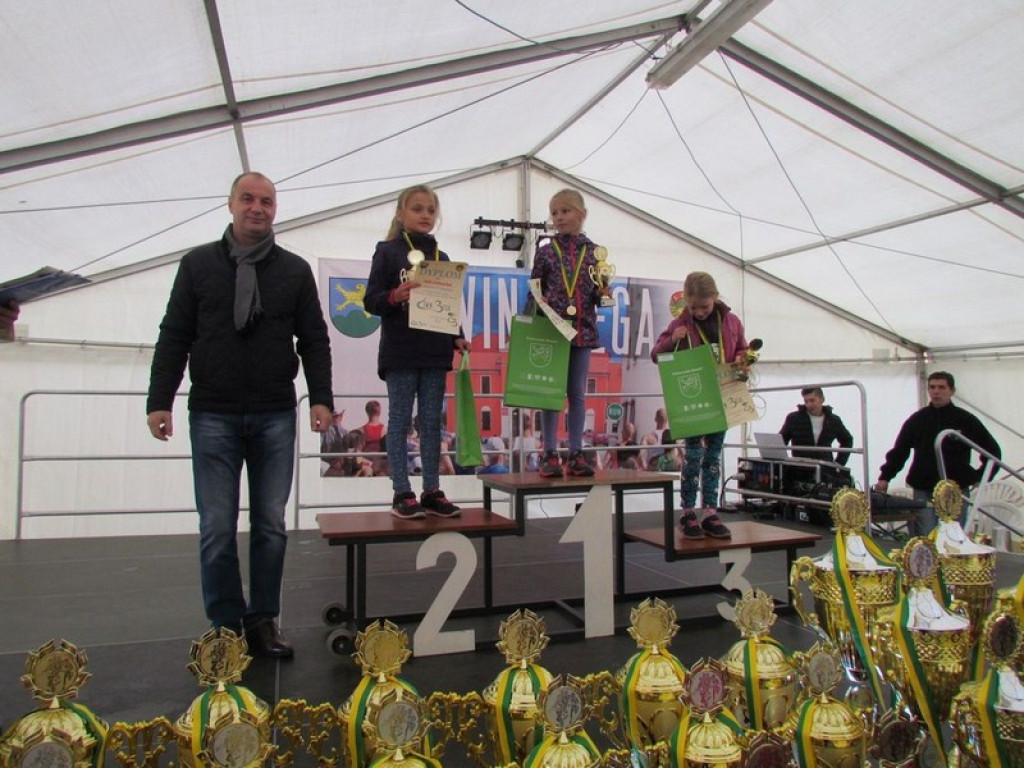 Biegali w Lewinie Brzeskim w ramach III edycji akcji 