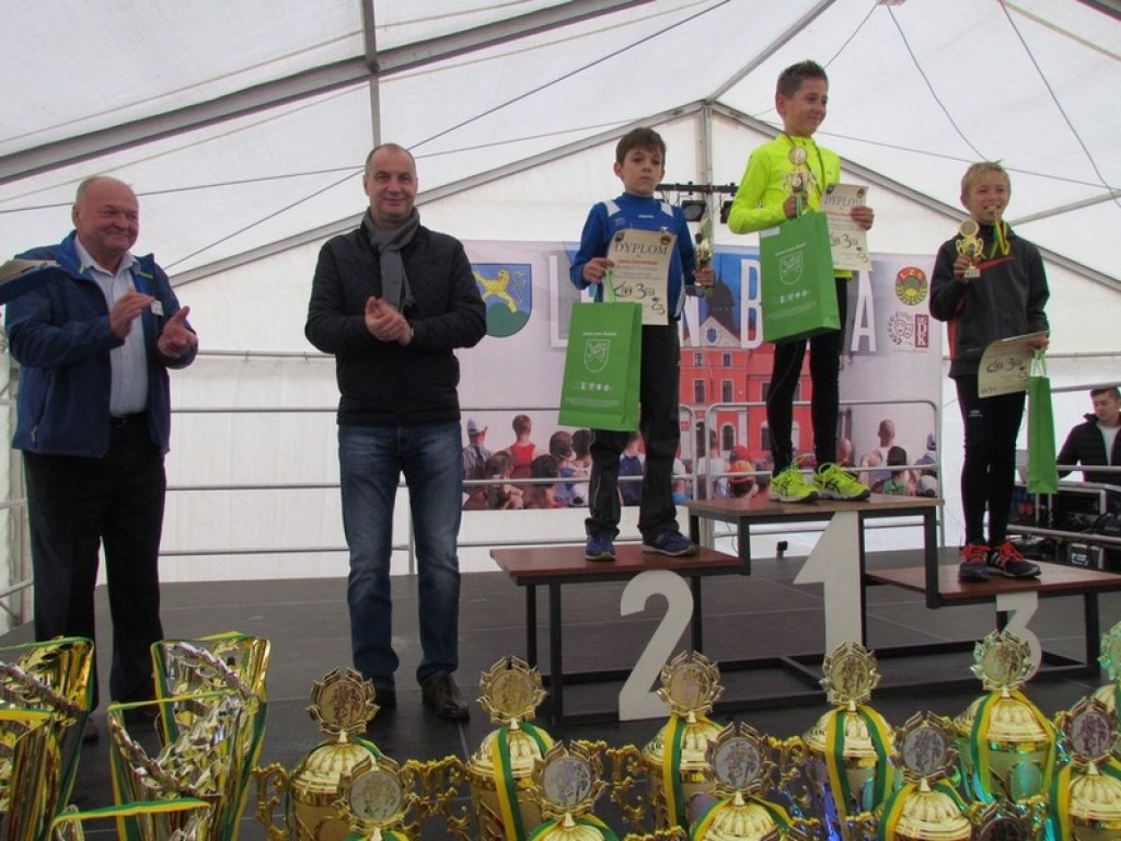 Biegali w Lewinie Brzeskim w ramach III edycji akcji 