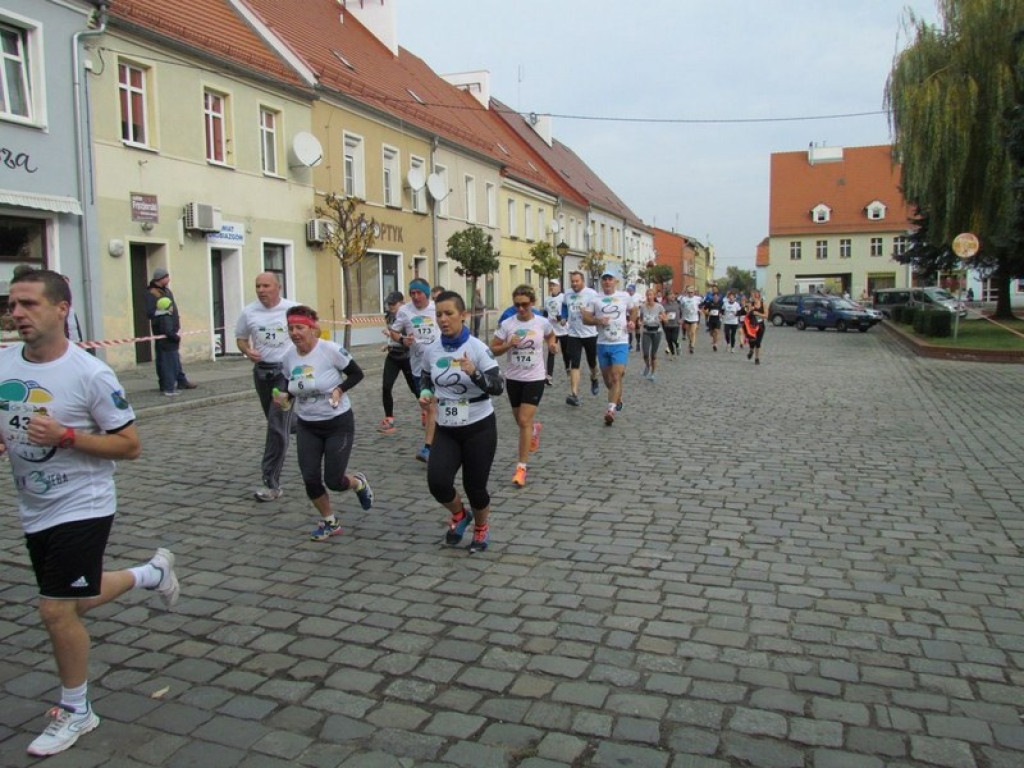 Biegali w Lewinie Brzeskim w ramach III edycji akcji 