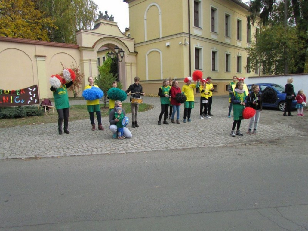 Biegali w Lewinie Brzeskim w ramach III edycji akcji 