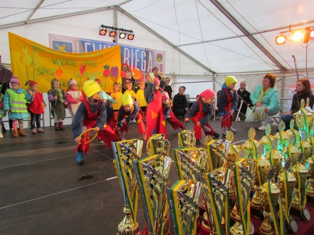 Biegali w Lewinie Brzeskim w ramach III edycji akcji 