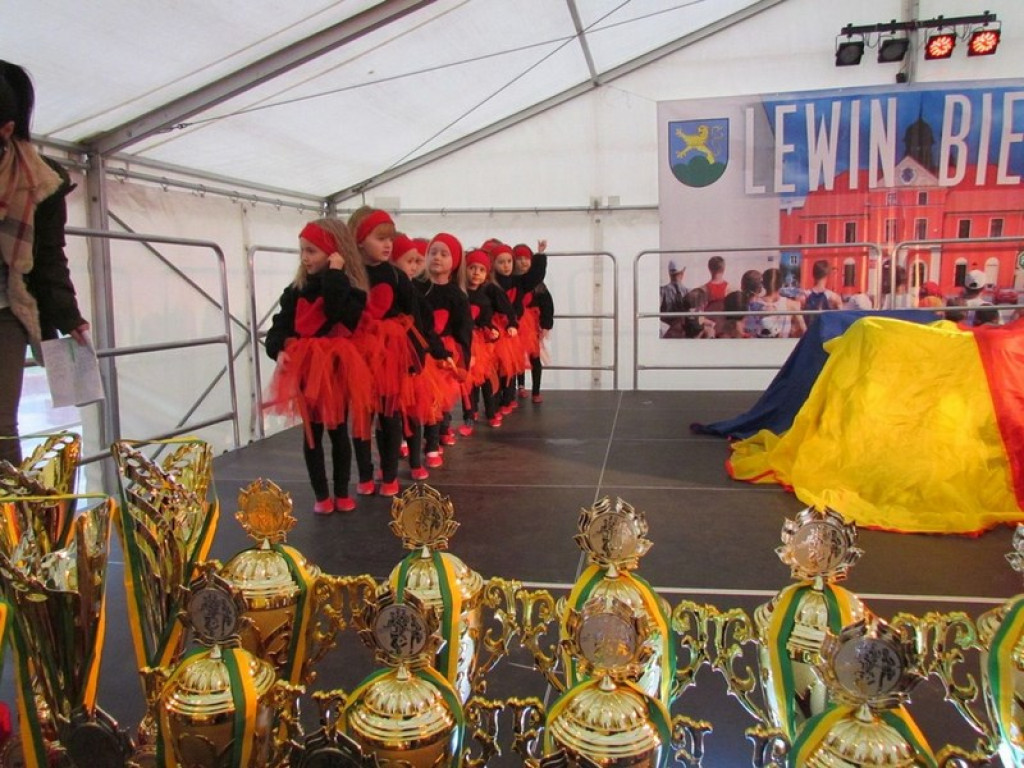 Biegali w Lewinie Brzeskim w ramach III edycji akcji 