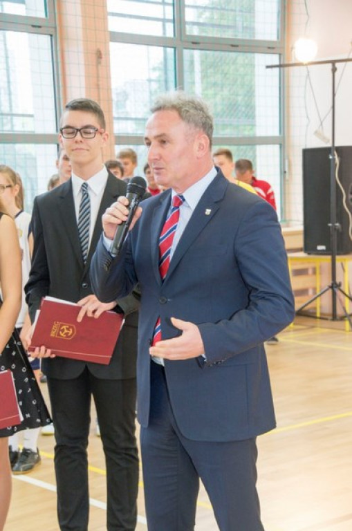 UROCZYSTA INAUGURACJA SPORTOWEGO ROKU SZKOLNEGO 2015/2016