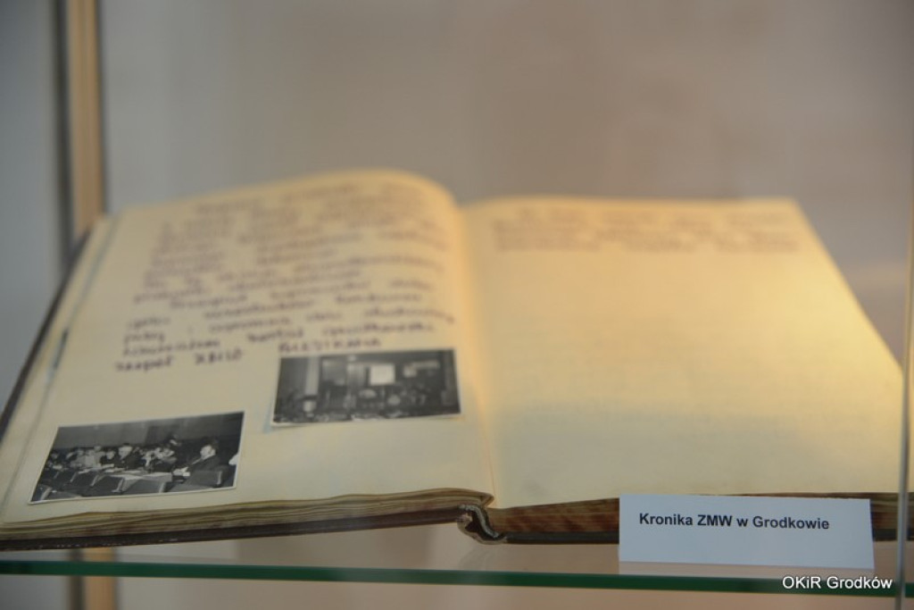 Muzyczna Jesień Grodków 2015 - fotorelacja z wernisażu wystawy