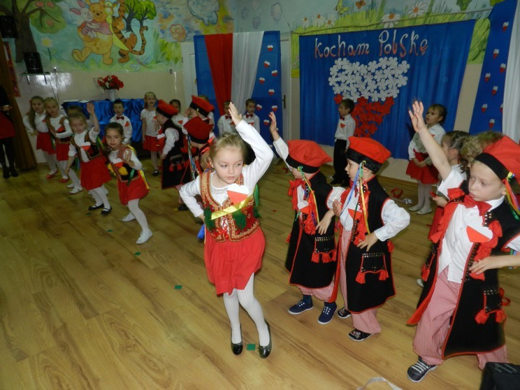 DZIEŃ NIEPODLEGŁOŚCI W PRZEDSZKOLU NR 11