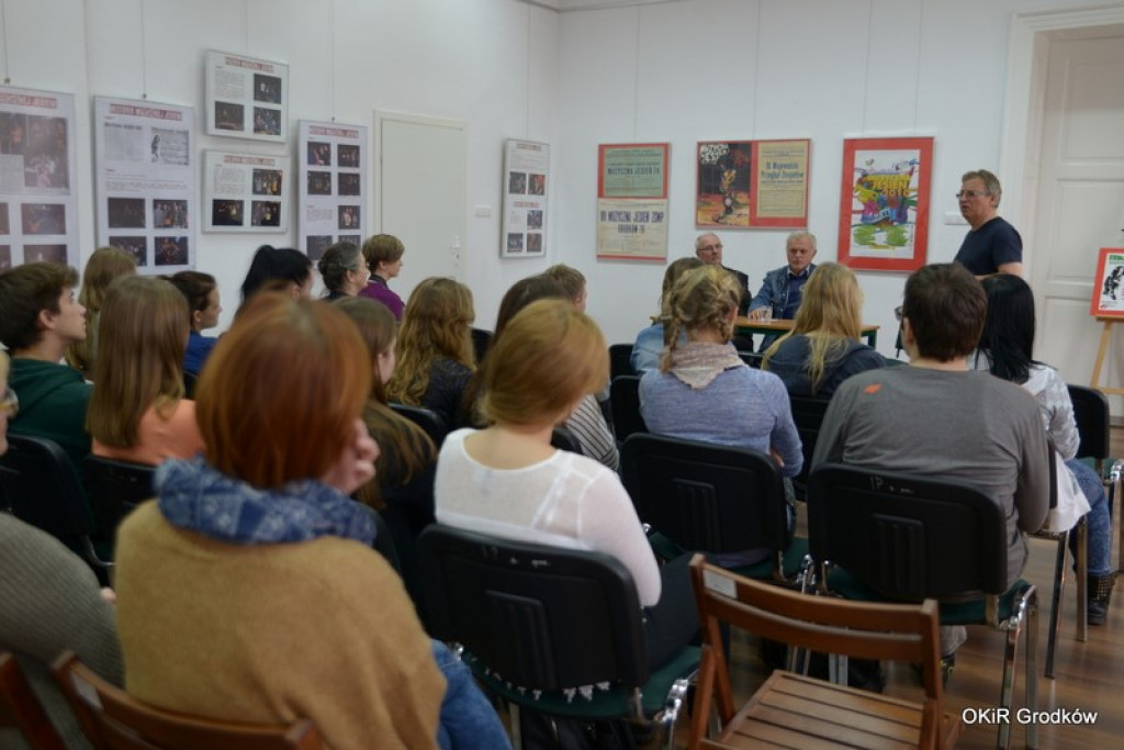 Muzyczna Jesień Grodków 2015 - fotorelacja z wernisażu wystawy