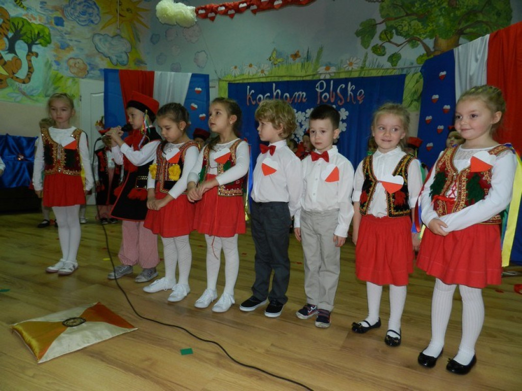 DZIEŃ NIEPODLEGŁOŚCI W PRZEDSZKOLU NR 11