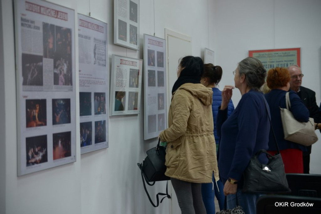 Muzyczna Jesień Grodków 2015 - fotorelacja z wernisażu wystawy