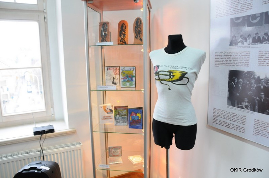 Muzyczna Jesień Grodków 2015 - fotorelacja z wernisażu wystawy