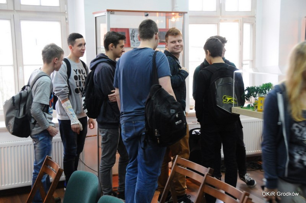 Muzyczna Jesień Grodków 2015 - fotorelacja z wernisażu wystawy