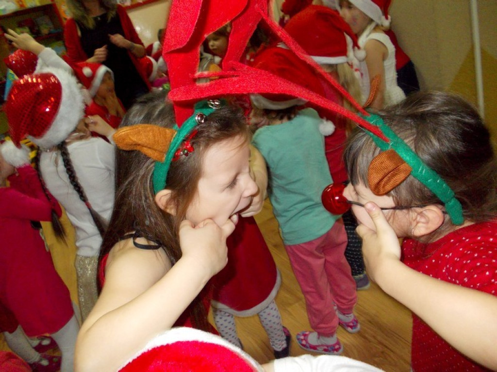 Mikołajkowy zawrót głowy w Przedszkolu Publicznym nr 11 w Brzegu