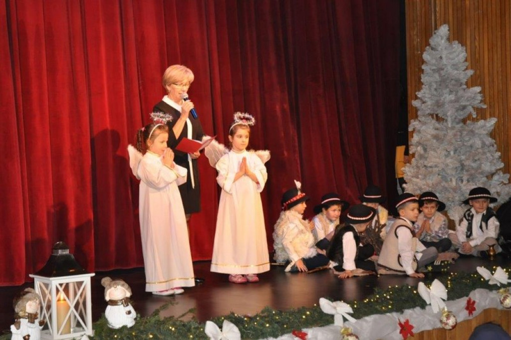 Jasełka w wykonaniu przedszkolaków z 