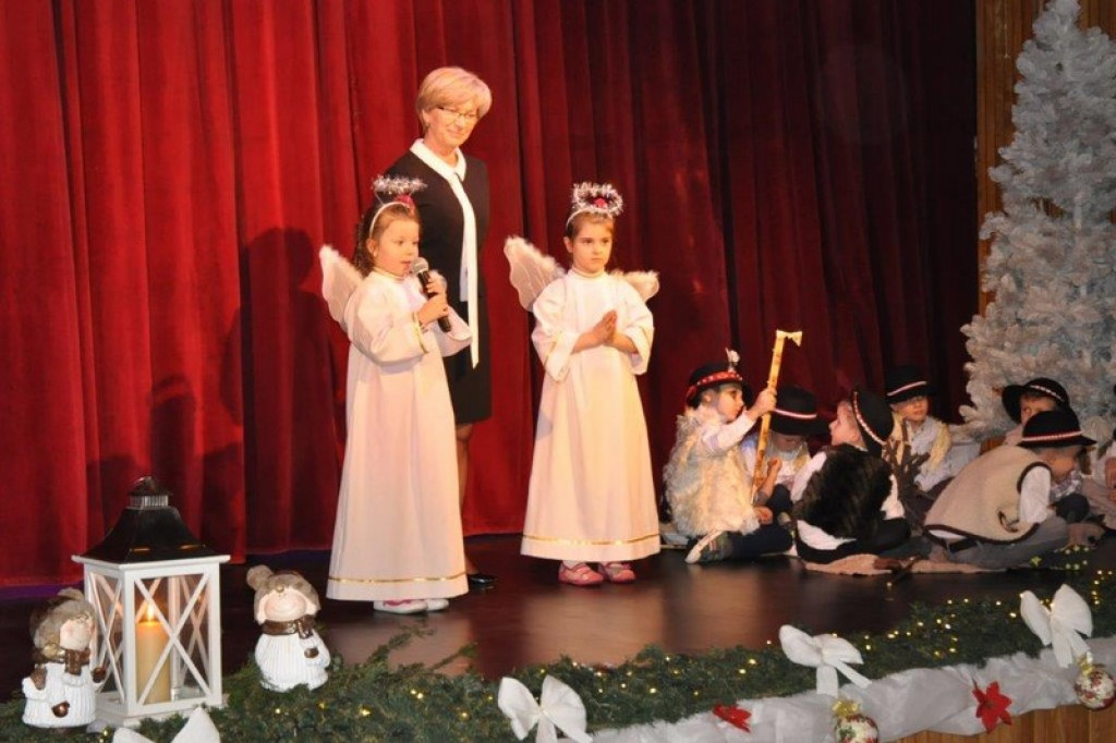 Jasełka w wykonaniu przedszkolaków z 