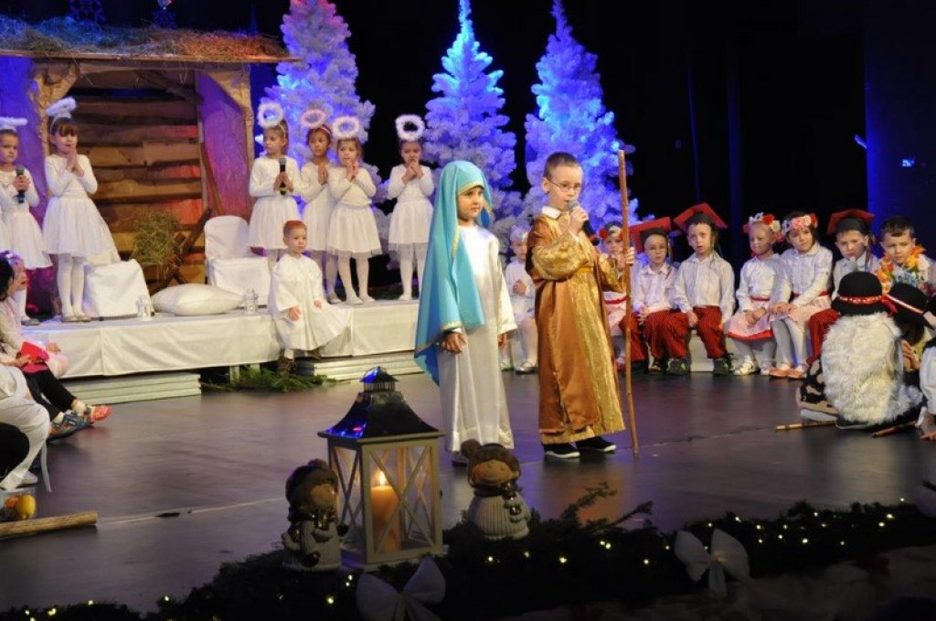 Jasełka w wykonaniu przedszkolaków z 