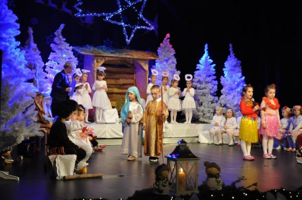 Jasełka w wykonaniu przedszkolaków z 