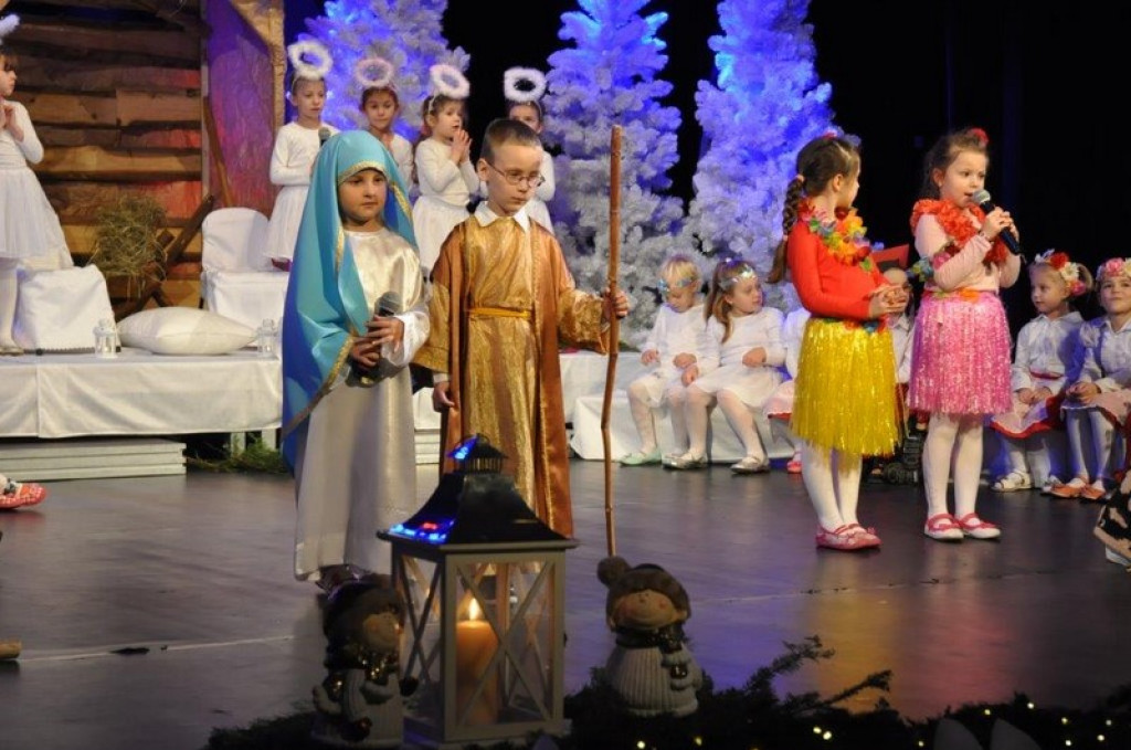 Jasełka w wykonaniu przedszkolaków z 