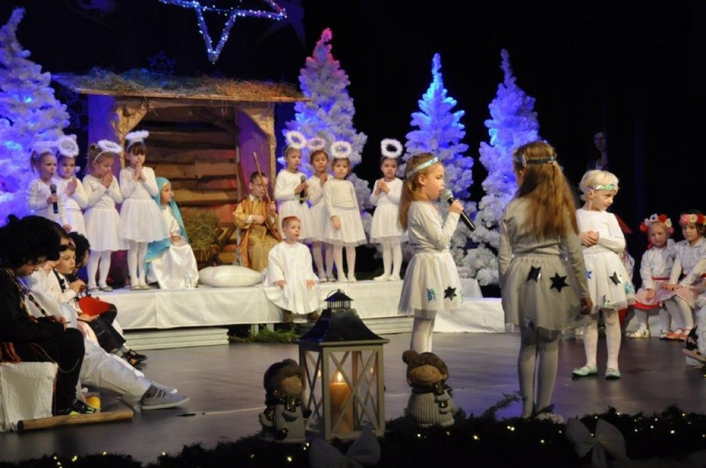 Jasełka w wykonaniu przedszkolaków z 