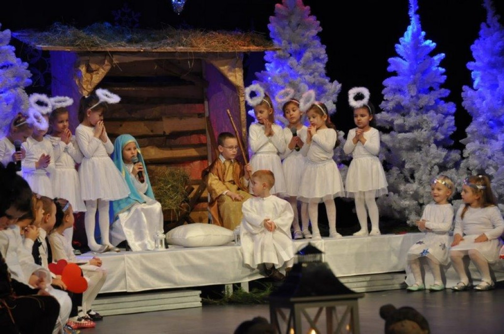 Jasełka w wykonaniu przedszkolaków z 