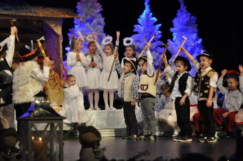 Jasełka w wykonaniu przedszkolaków z 