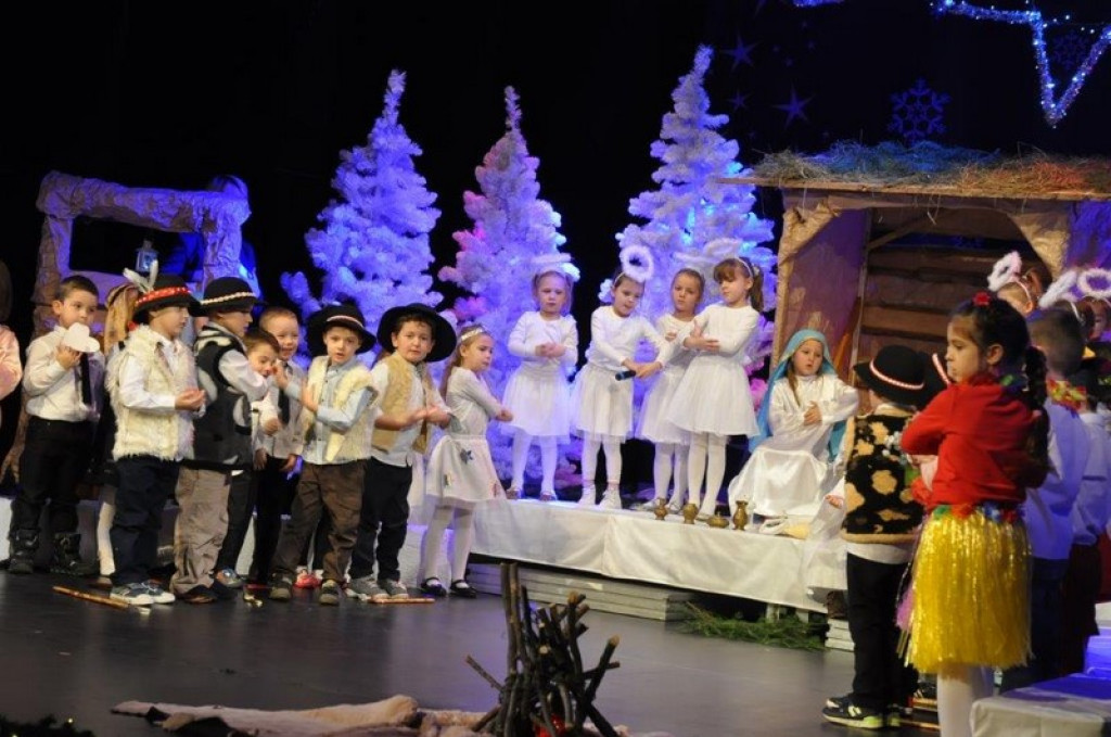 Jasełka w wykonaniu przedszkolaków z 