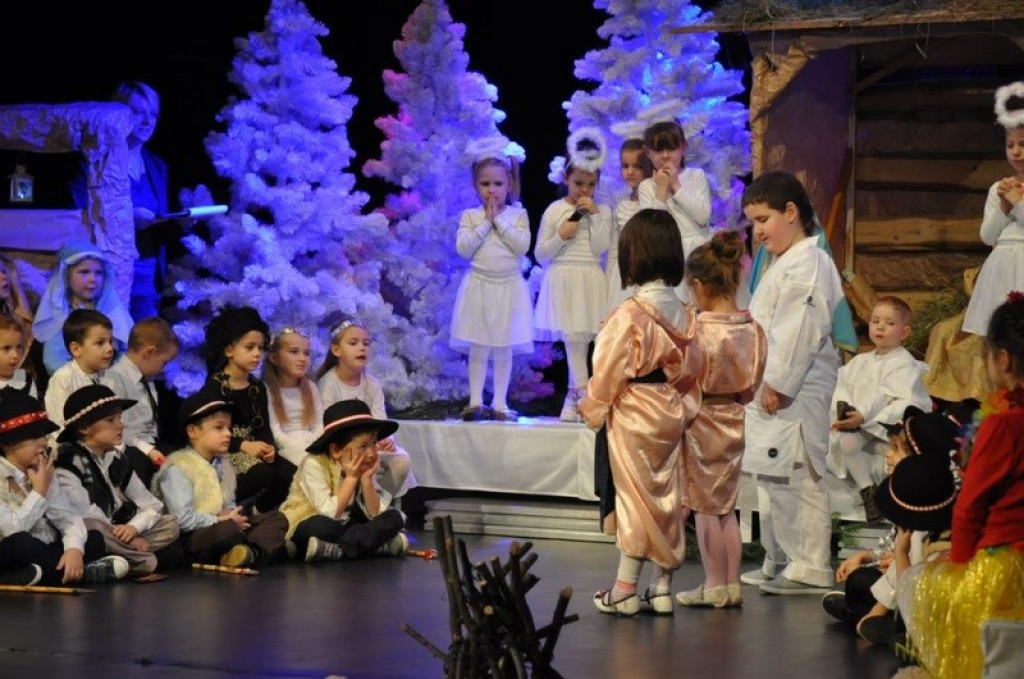 Jasełka w wykonaniu przedszkolaków z 