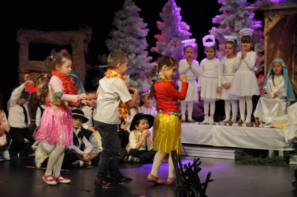 Jasełka w wykonaniu przedszkolaków z 