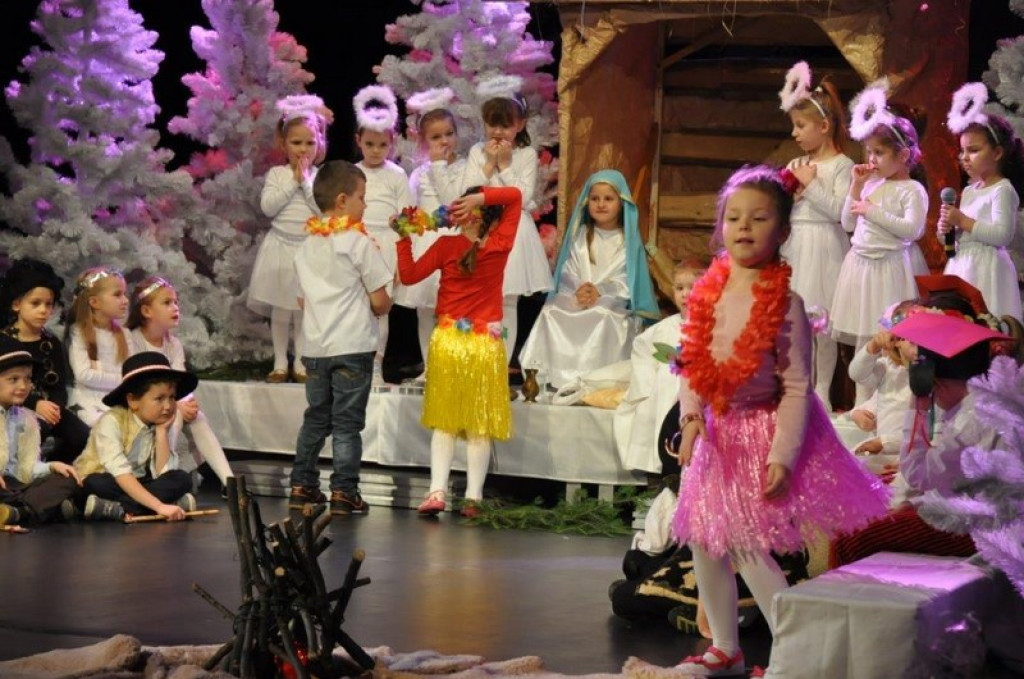 Jasełka w wykonaniu przedszkolaków z 