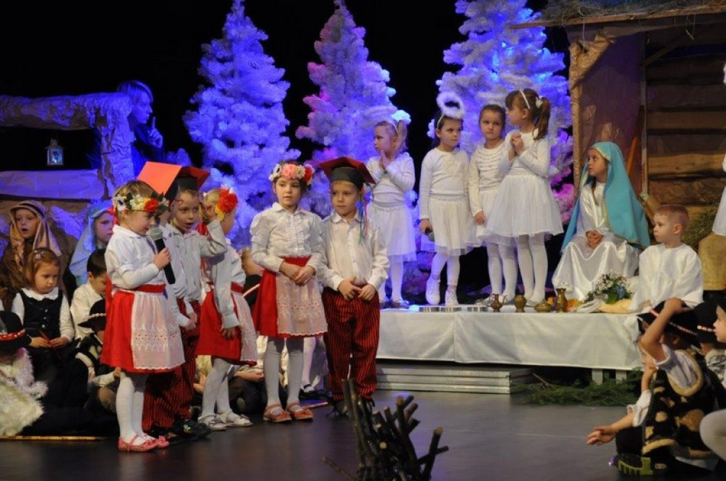 Jasełka w wykonaniu przedszkolaków z 