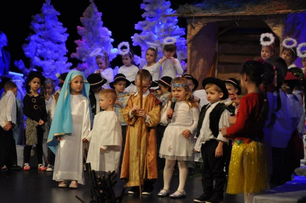 Jasełka w wykonaniu przedszkolaków z 