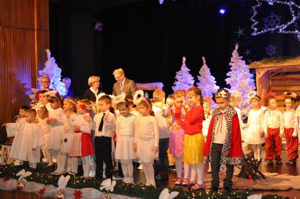 Jasełka w wykonaniu przedszkolaków z 