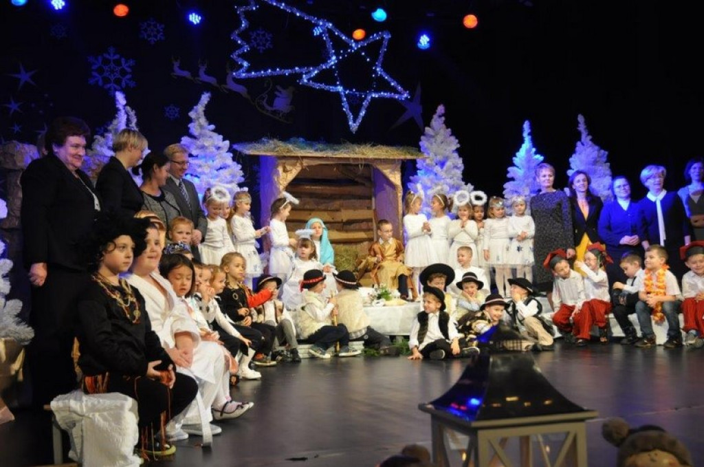 Jasełka w wykonaniu przedszkolaków z 