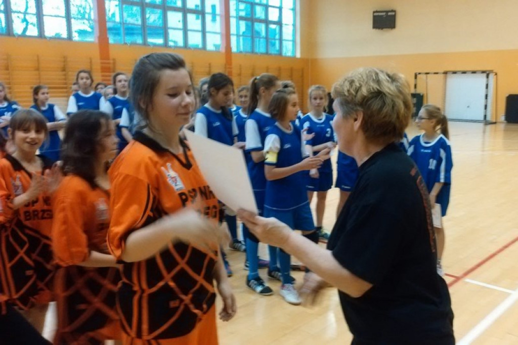 MISTRZYNIE Z JEDYNKI