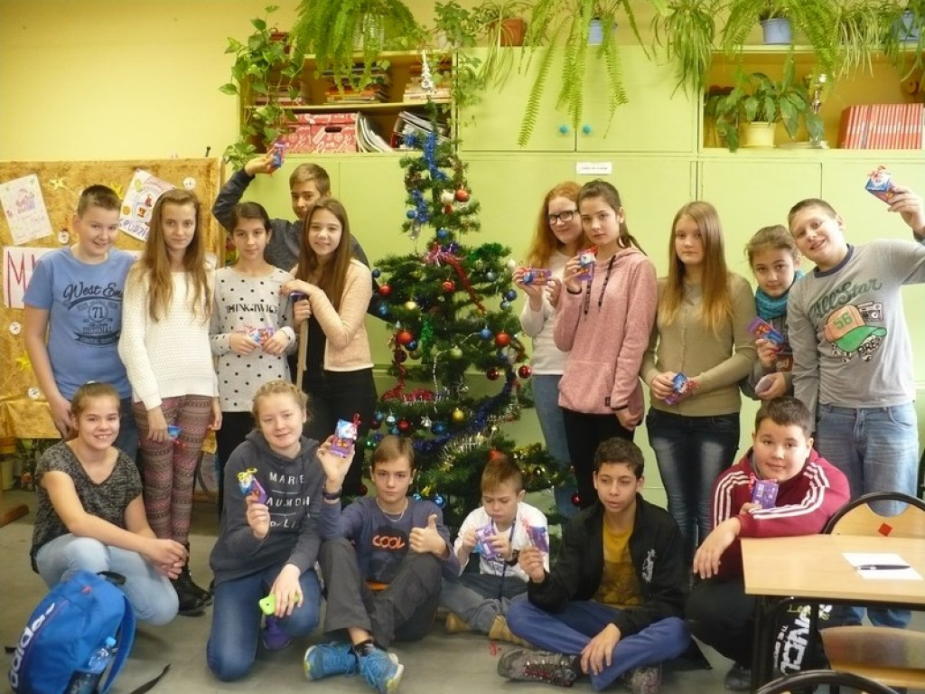 Mikołaj w PSP w Olszance...