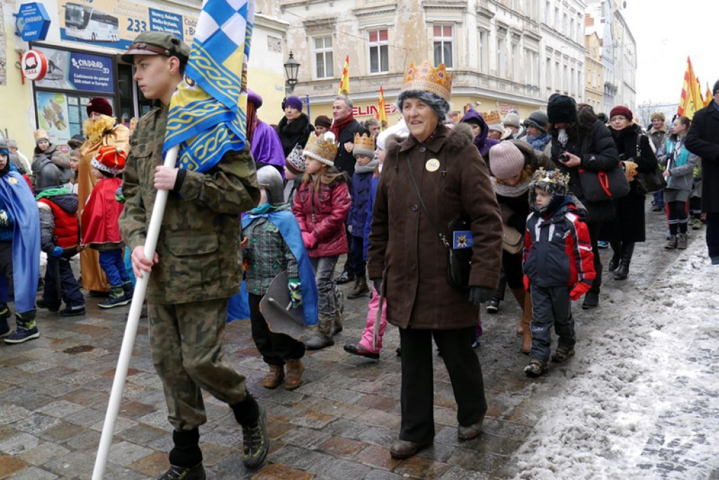 Orszak Trzech Króli przeszedł ulicami Brzegu