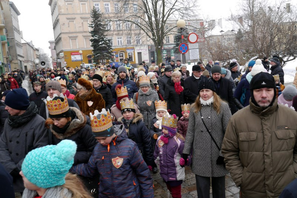 Orszak Trzech Króli przeszedł ulicami Brzegu