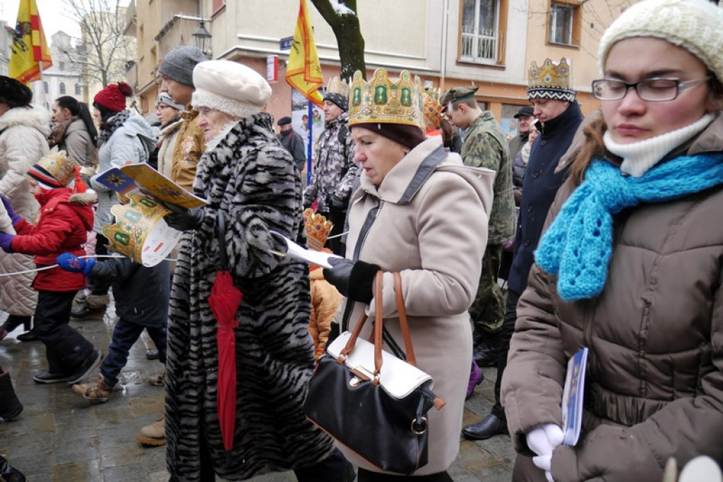 Orszak Trzech Króli przeszedł ulicami Brzegu
