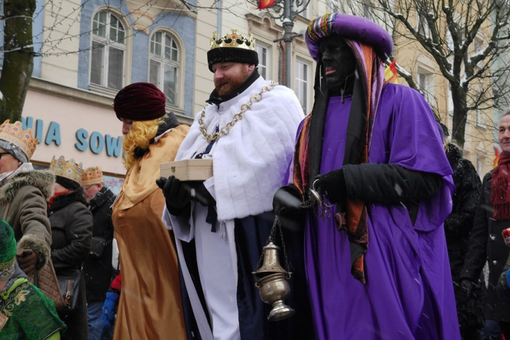 Orszak Trzech Króli przeszedł ulicami Brzegu