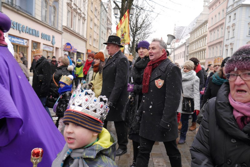 Orszak Trzech Króli przeszedł ulicami Brzegu