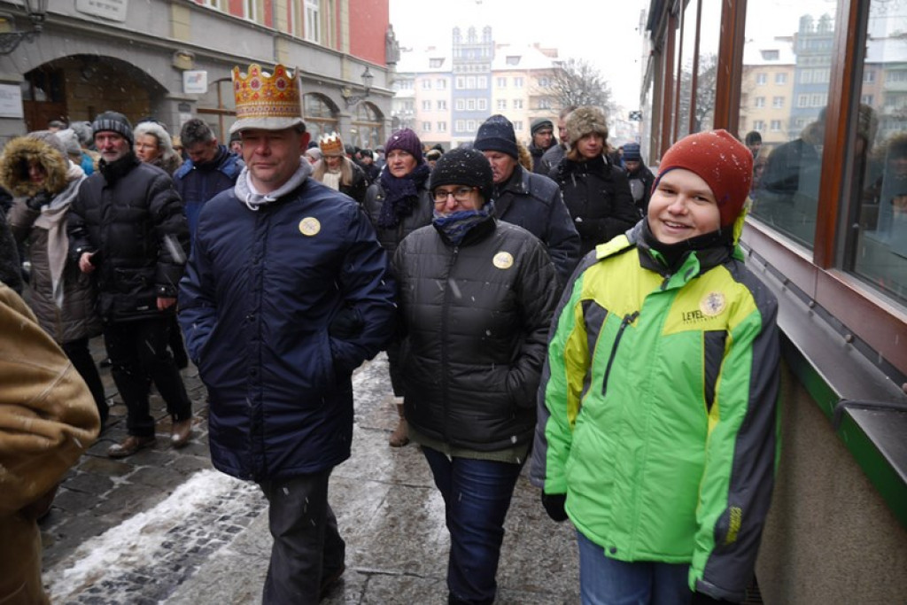 Orszak Trzech Króli przeszedł ulicami Brzegu