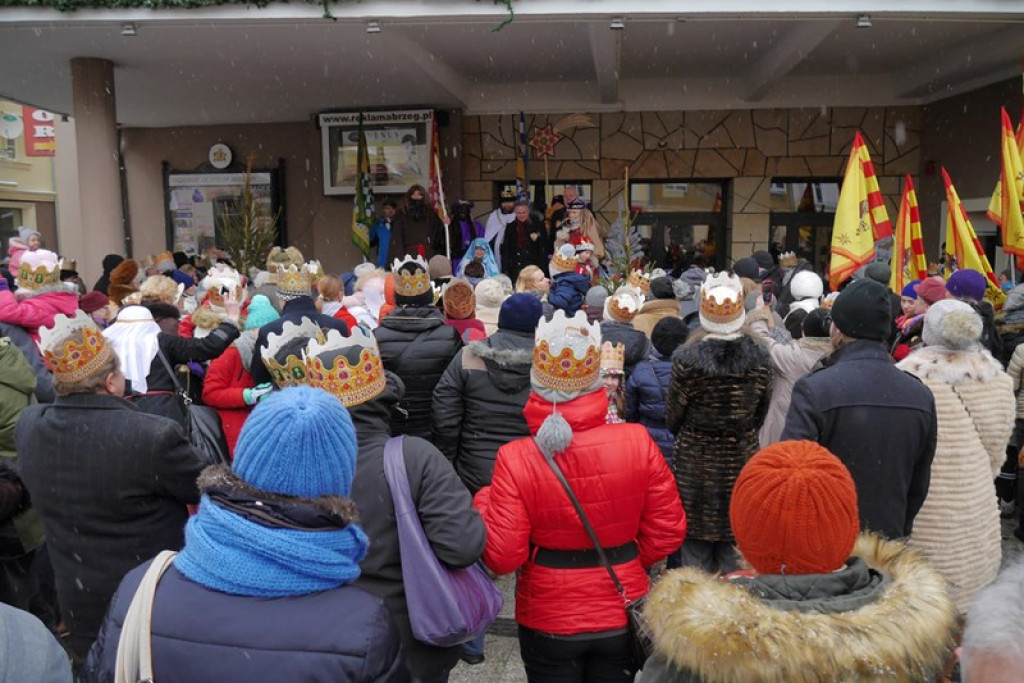 Orszak Trzech Króli przeszedł ulicami Brzegu