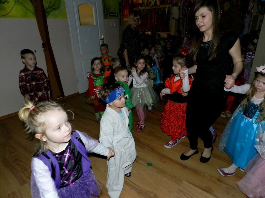 Bal karnawałowy w PP nr 1 w Brzegu