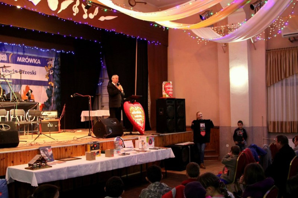 WOŚP 2016: Lewin Brzeski podliczył zebrane pieniądze - RAZEM MIERZYMY WYSOKO!