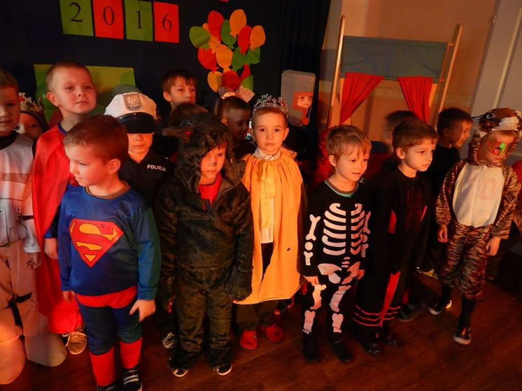 Bal karnawałowy dzieci z PP3 w Brzegu