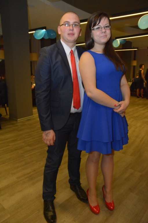 Studniówki 2016. Maturzyści ZSZ nr 1 w Brzegu, bawili się w czterogwiazdkowym hotelu [galeria zdjęć]