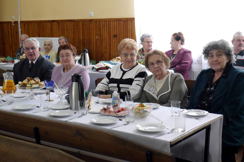 Dzień Seniora w Pogorzeli [galeria zdjęć]