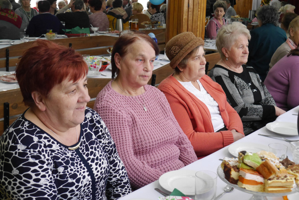 Dzień Seniora w Pogorzeli [galeria zdjęć]