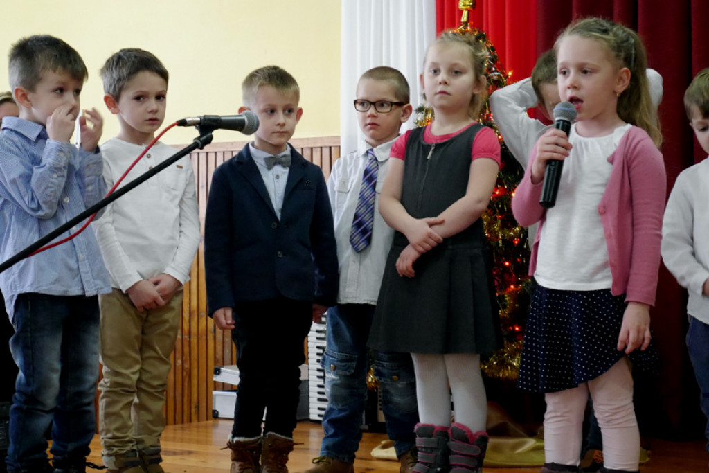 Dzień Seniora w Pogorzeli [galeria zdjęć]